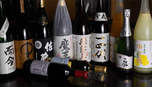 15種類以上の日本酒・希少焼酎など多彩なドリンクラインナップ